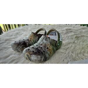 4044) Crocs Unisex Classic Lined Realtree Edge Clog Size US M6/W8